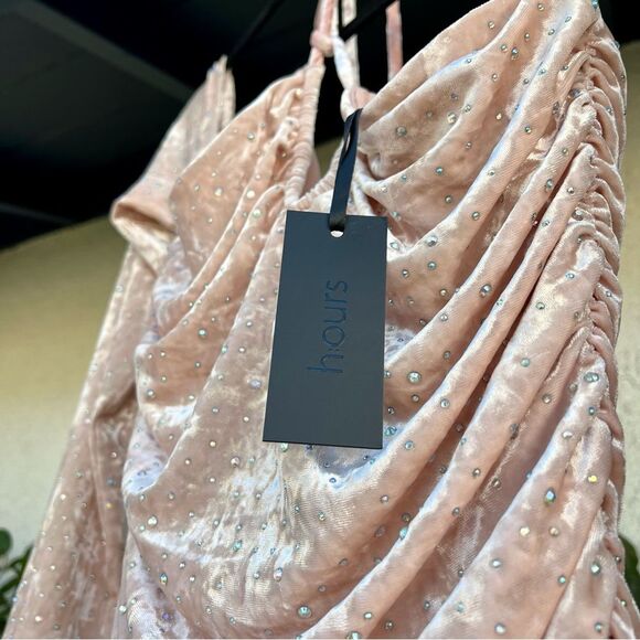 H:OURS Lyka Mini Dress in Light Tan Velvet Rhinestones Size Medium fits S NWT - Picture 6 of 8